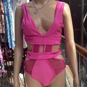 Cutout backless swimsuit